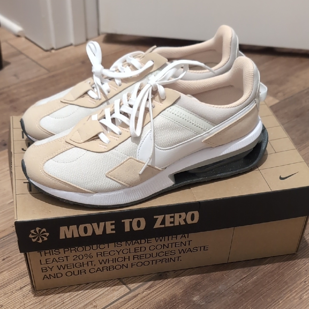 Nike Women's AirMax Cream and White Sneakers